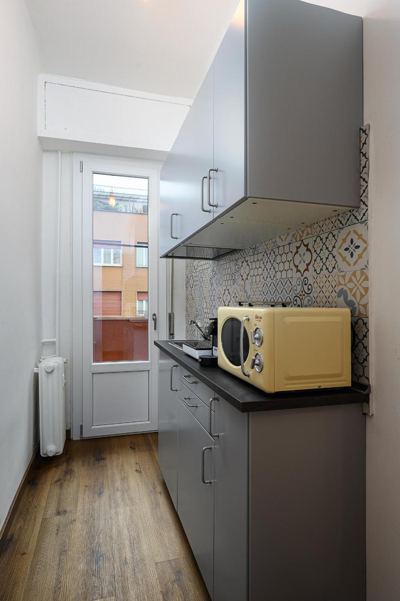 Sebino 17 - Monolocale Cool Apartment Milan Bagian luar foto